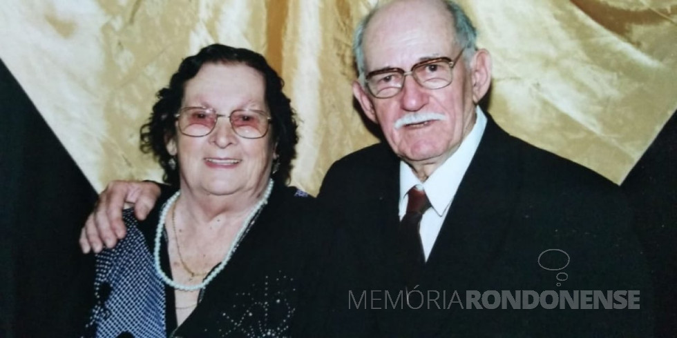 || Pioneira rondonense Irma Zimmermann com o esposo Hetga, na comemoração de suas Bodas de Ouro, em setembro de 2009. El falecida em agosto de 2019.
Imagem: Acervo da Família - FOTO 15 -