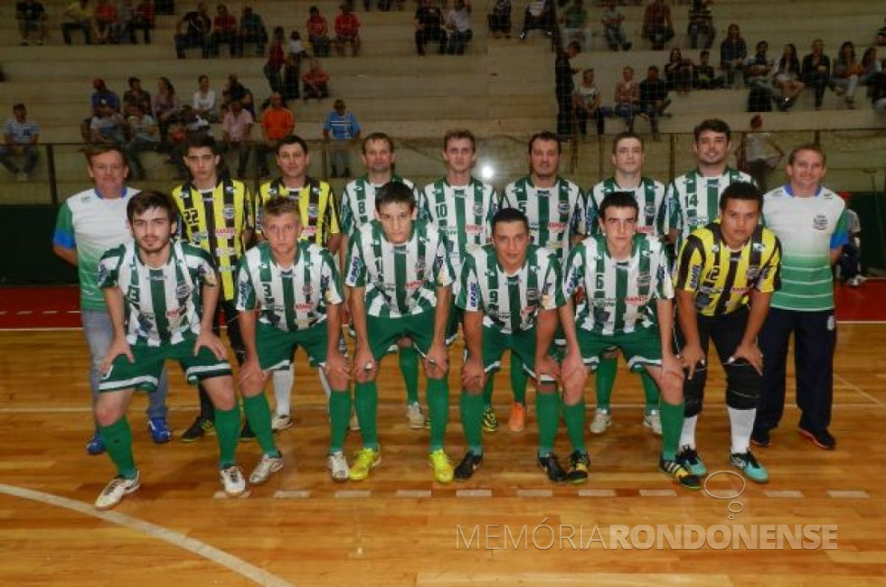 || Entre Rios do Oeste Futsal que conquista o título de campeã do 41º Troféu Difusora, em agosto de 2017.
Imagem: Acervo OlhonaBola - FOTO 10 -