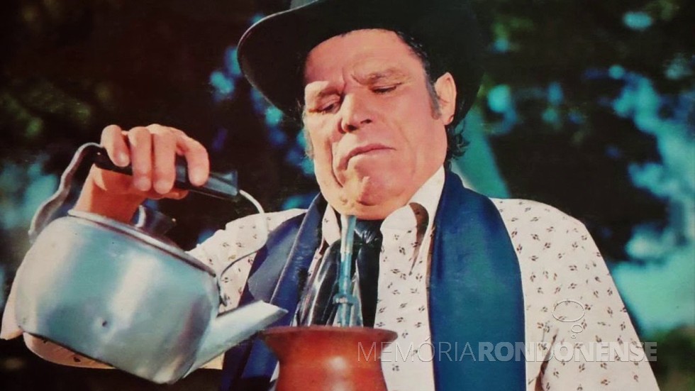 || Gildo de Freitas, músico gaúcho de forte aceitação no Oeste do Paraná, falecido em dezembro de 1982. 
Imagem: Acervo Memória Rondonense - FOTO 8 - 