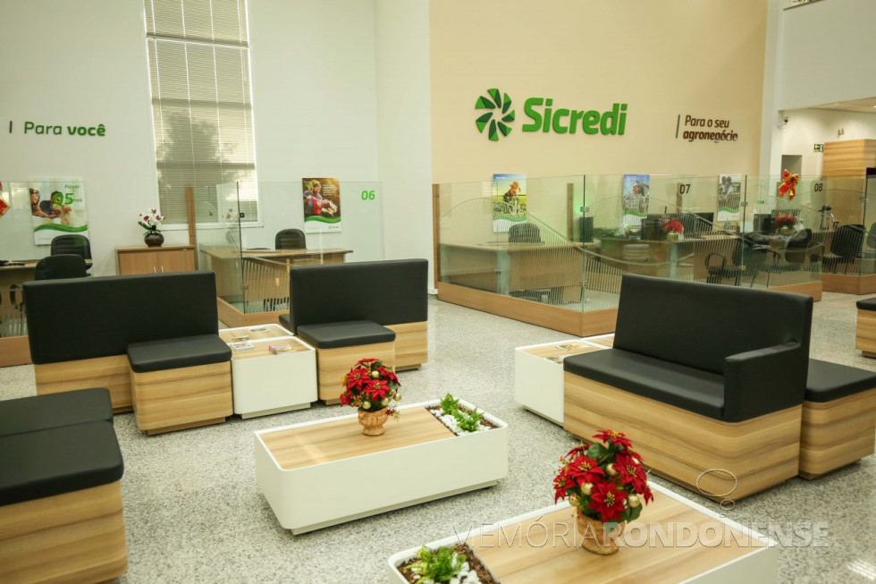 || Detalhes internos da revitalização implementada na agência Avenida Rio Grande do Sul da Sicredi Aliança PR/SP.
Imagem: Acervo da entidade cooperativista de crédito - FOTO 13 -