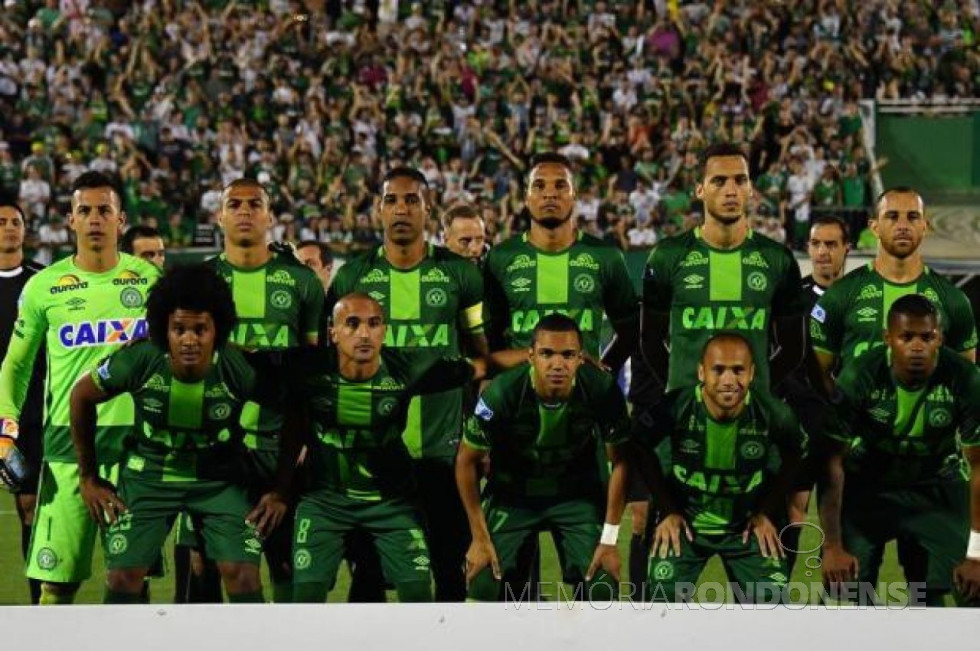 || Equipe da Chapecoense 2016 acidentada na Colômbia, em novembro de 2016. 
Imagem: Acervo http://jornaldesantacatarina.clicrbs.com.br/
Crédito: Nelson Almeida/AFP - FOTO 20 -