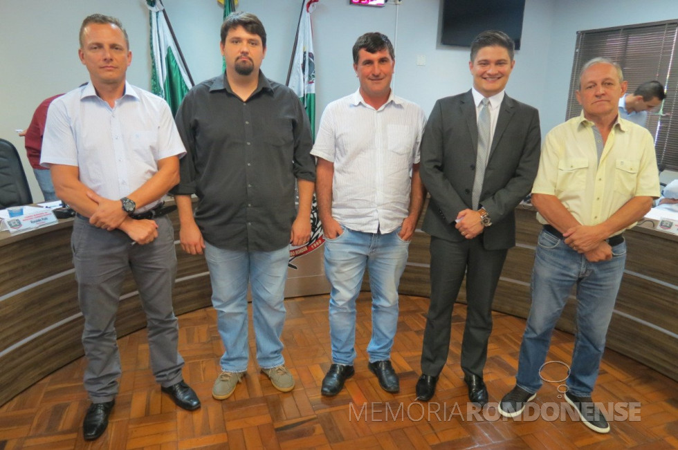 || Composição da Comissão de Ética e Decoro Parlamentar da Câmara Municipal de Marechal Cândido Rondon, eleita em fevereiro de 2019.
Da esquerda à direita: vereador Vanderlei Sauer, vereador Josoé Pedralli, vereador Adriano Cottica, vereador Arion Nasihgil e vereador Valdir (Portinho) Port.
Imagem: Acervo Imprensa CM-MCR - Crédito: Cristiano Marlon Viteck - FOTO 11 -