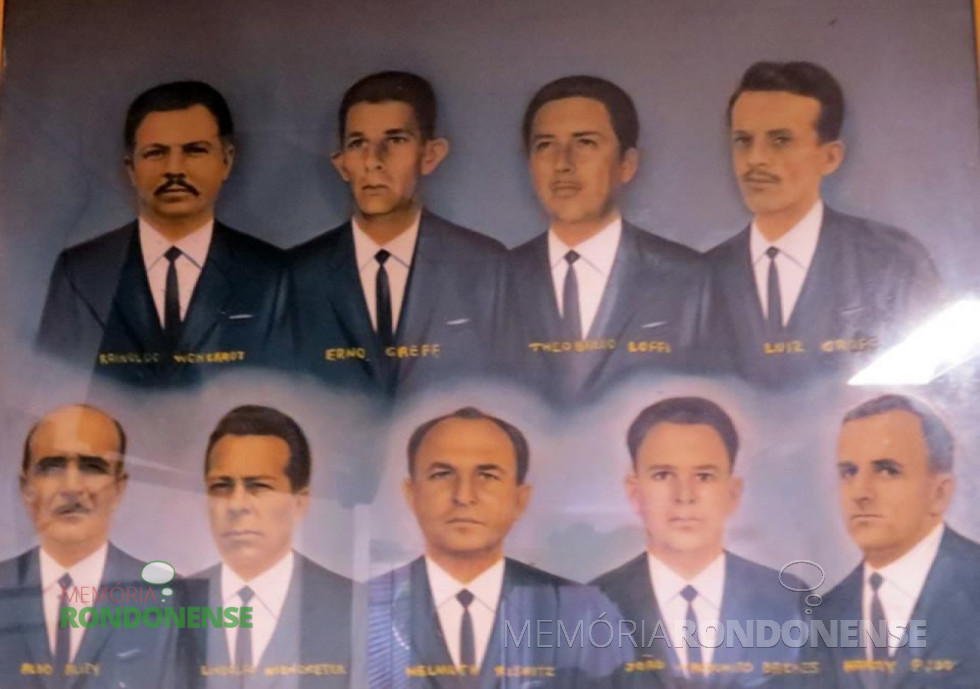 || Primeira composição de legisladores da Câmara Municipal de Marechal Cândido Rondon, a partir de 1961.
Da esquerda para a direita, ao alto. Reinoldo Wengrat, Erno Greef, Teobaldo Loffi, Luiz Groff; abaixo: Aldo Allievi, Lindolfo Nienkötter, Helmuth Priesnitz, João Teobaldo Backes e Harry Pydd.
Imagem: Acervo da Câmara Municipal de Marechal Rondon
