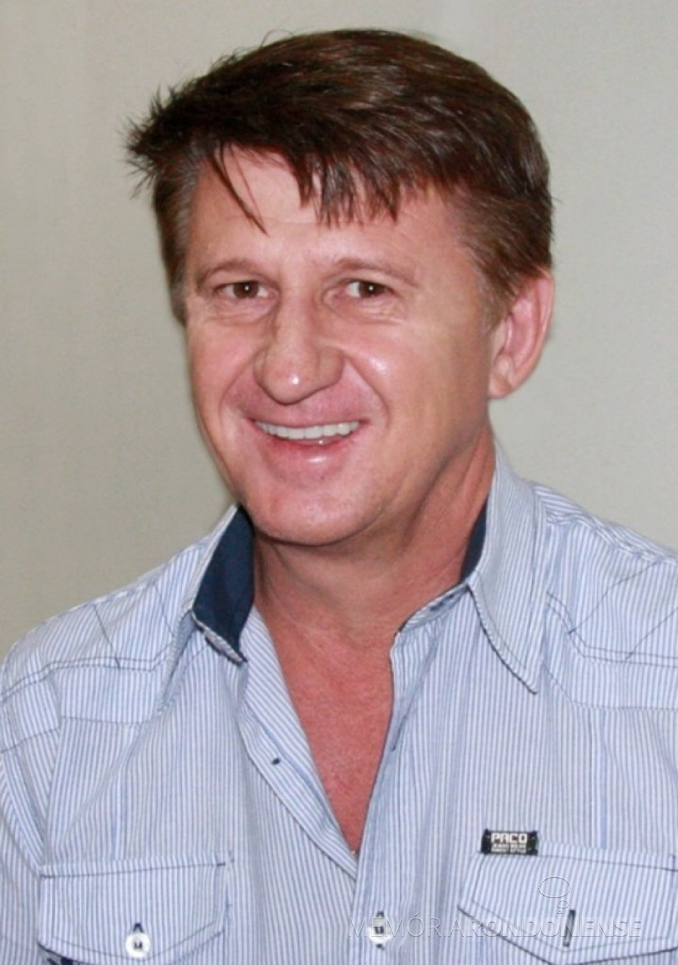 || Vereador Nilson Hachmann eleito presidente da Câmara Municipal de Marechal Cândido Rondon, para o biênio 2003/2004, em dezembrop de 2002.
Imagem: Acervo AquiAgora.net - FOTO 8 -