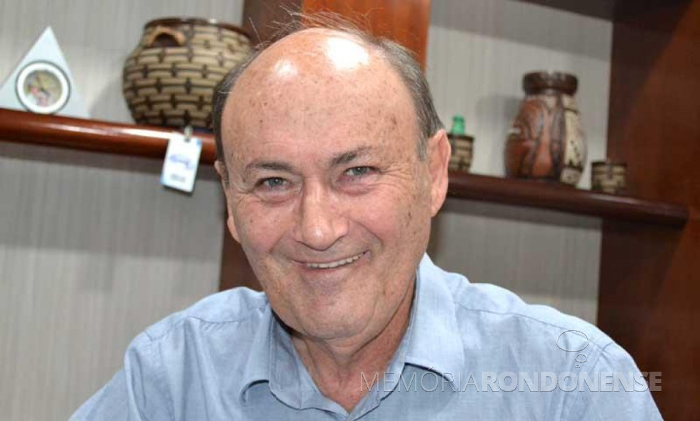 || Waldir Luiz Pagnoncelli que visitou os Rotarys Clubes de Marechal Cândido Rondon, na condição de governador do Distrito 4640 do Rotary Internacional, em setembro de 1996.
Imagem: Acervo Jornal de Beltrão - FOTO 110-