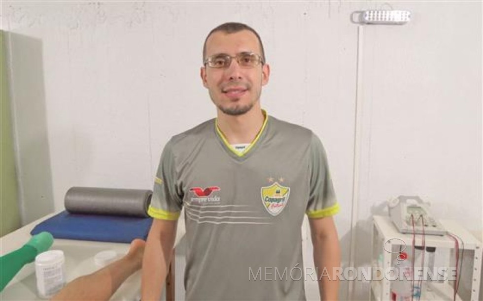 || Fisioterapeuta Tiago Duarte Vieira, da Copagril Futsal e também da Seleção Brasileira de Futsal. 
Imagem: Acervo O Presente - FOTO 9 -