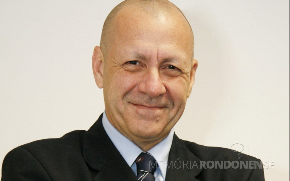 || Motivador Dado Schneider que palestrou em Marechal Rondon em homenagem ao Dia do Comerciante. 
Imagem: Acervo coletiva.net - FOTO 12 -