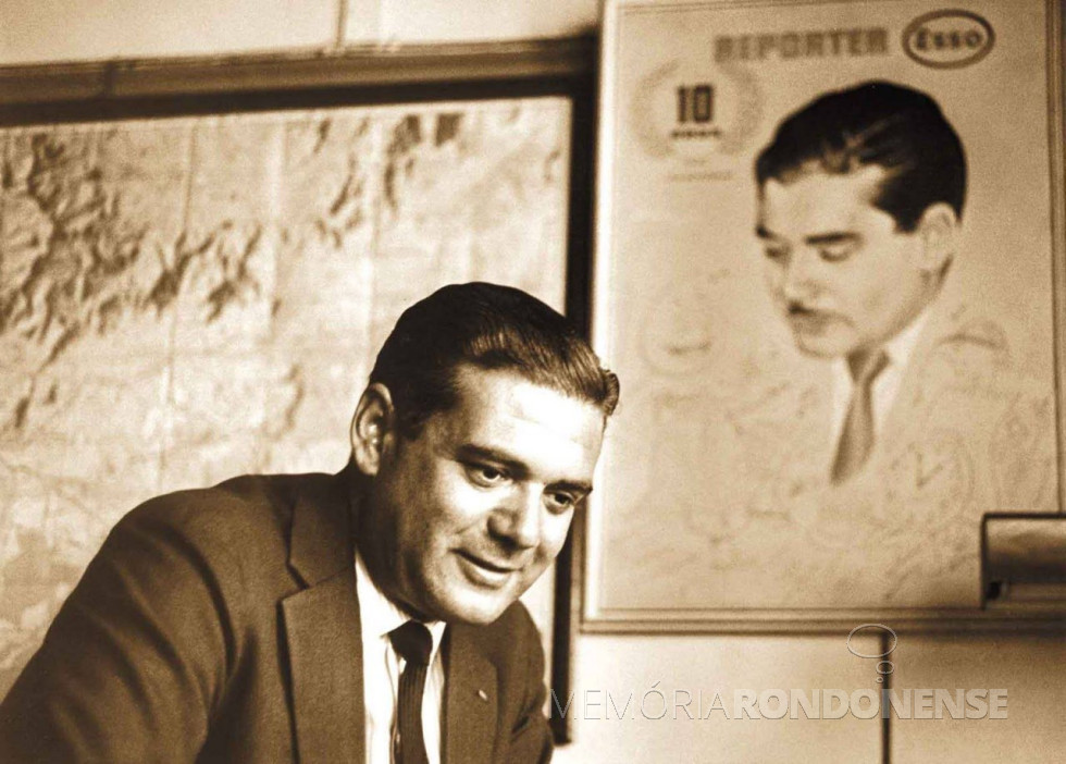 || Heron Domingues, um dos grandes comunicadores brasileiros, apresentador do conceituado Reporter Esso e depois do noticiário televisivo da TV Globo, Jornal da Noite e do Jornal Internacional, nascido em junho de 1924.  
Imagem: Acervo tab - FOTO 4 -