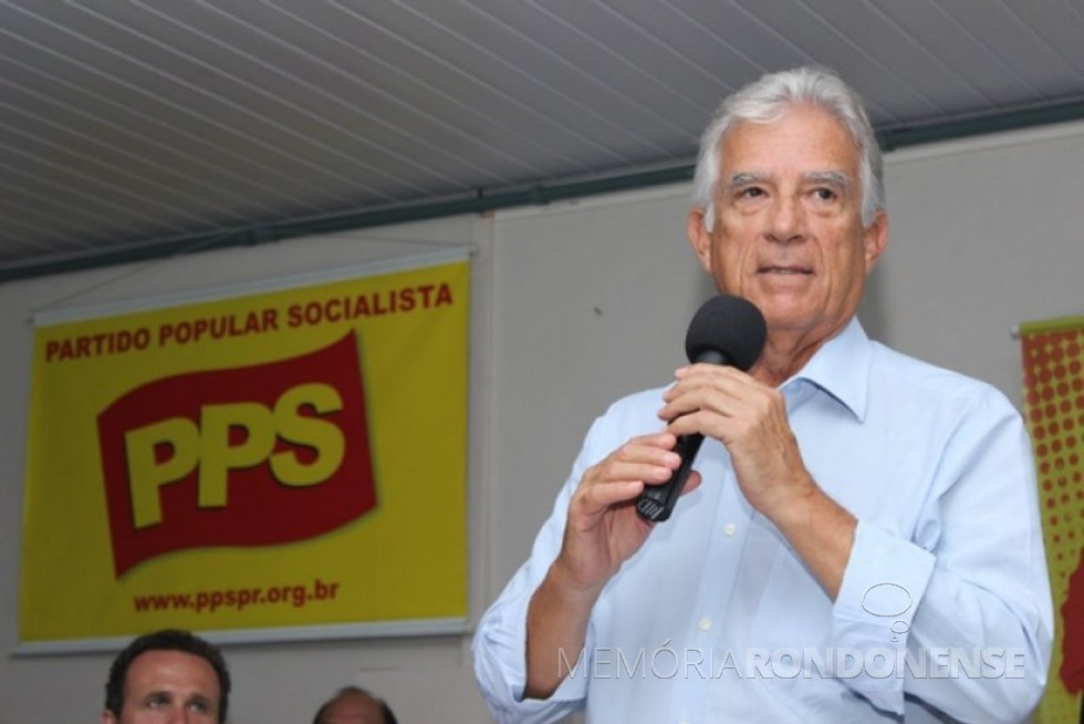 || Deputado federal Rubens Bueno que esteve em Marechal Cândido Rondon, em julho de 2017.
Imagem: Acervo do parlamentar - FOTO 10 -