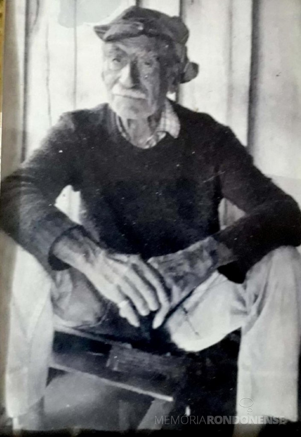 || Pioneiro Sandálio Prates Santander, falecido em abril de 1993.
Imagem: Acervo Eustáquio Prates Santander - FOTO 22 -