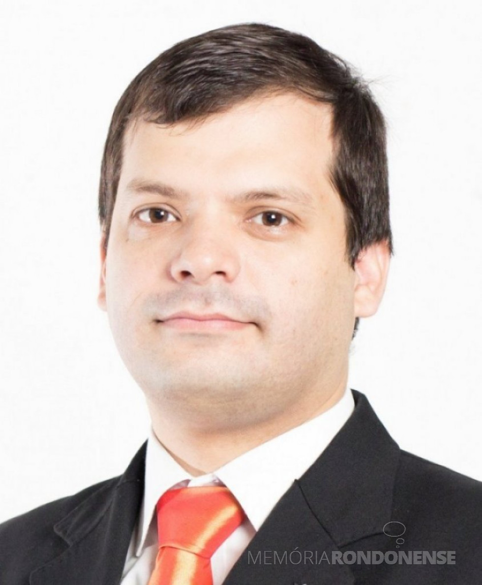 || Cristian Rafael Ramirez Villanueva, vice-presidente da JCI para as Américas, que visitou a JCI Marechal Cândido Rondon, em junho de 2016.
Imagem: Acervo JCI - FOTO 15 –