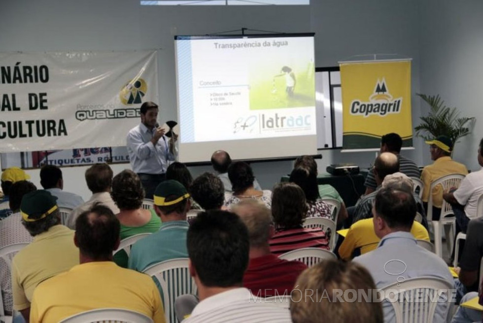 || Professor Doutor Robie Allan Bombardelli palestrando no Seminário sobre o tema