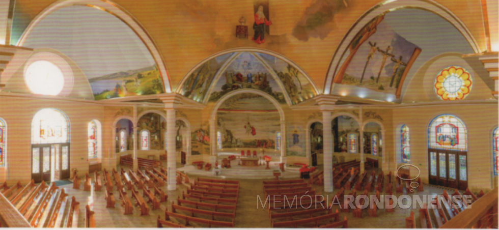 || Vista do interior da Igreja Menino Deus com todo o esplendor de seus afrescos. 
Imagem: Acervo da Paróquia. - FOTO 14 -