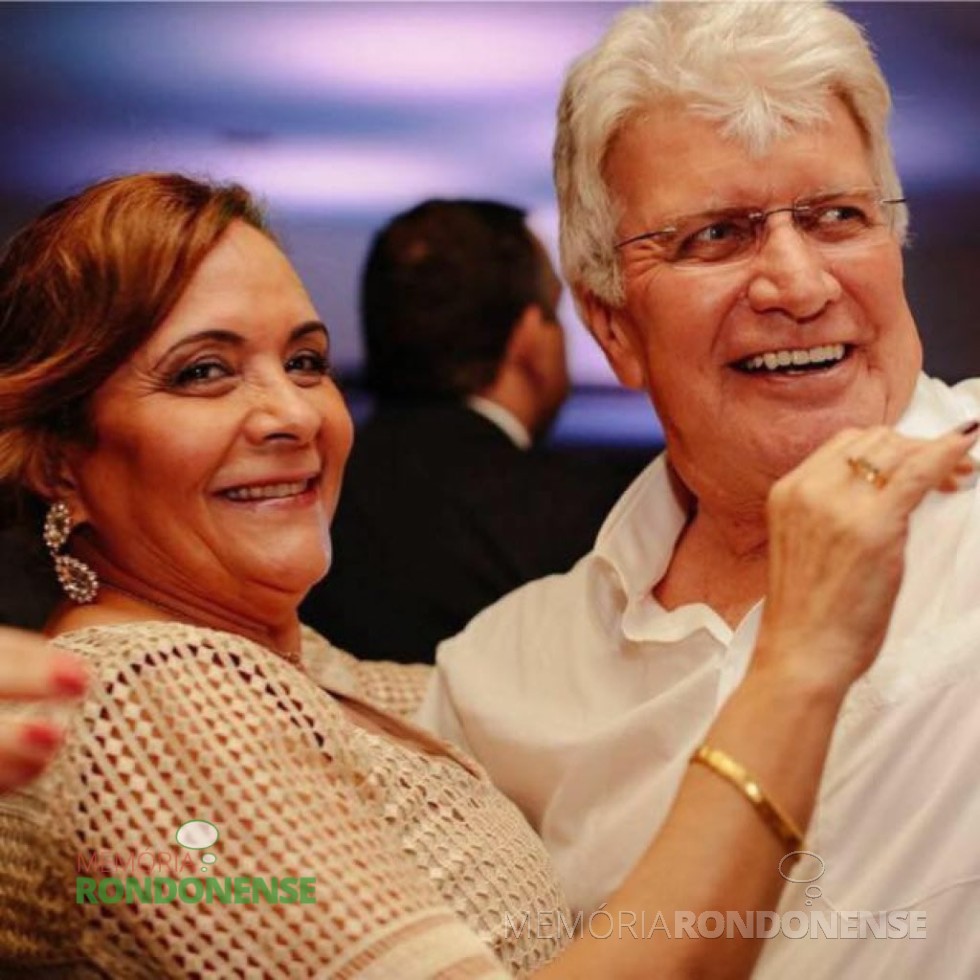 || Rondonense Flores Poersch e esposa Nazaré fotografados na cidade de Rio Branco, no Acre, ele falecido em fevereiro de 2015.
Imagem: Acervo Nazaré Poersch - FOTO 10 - 