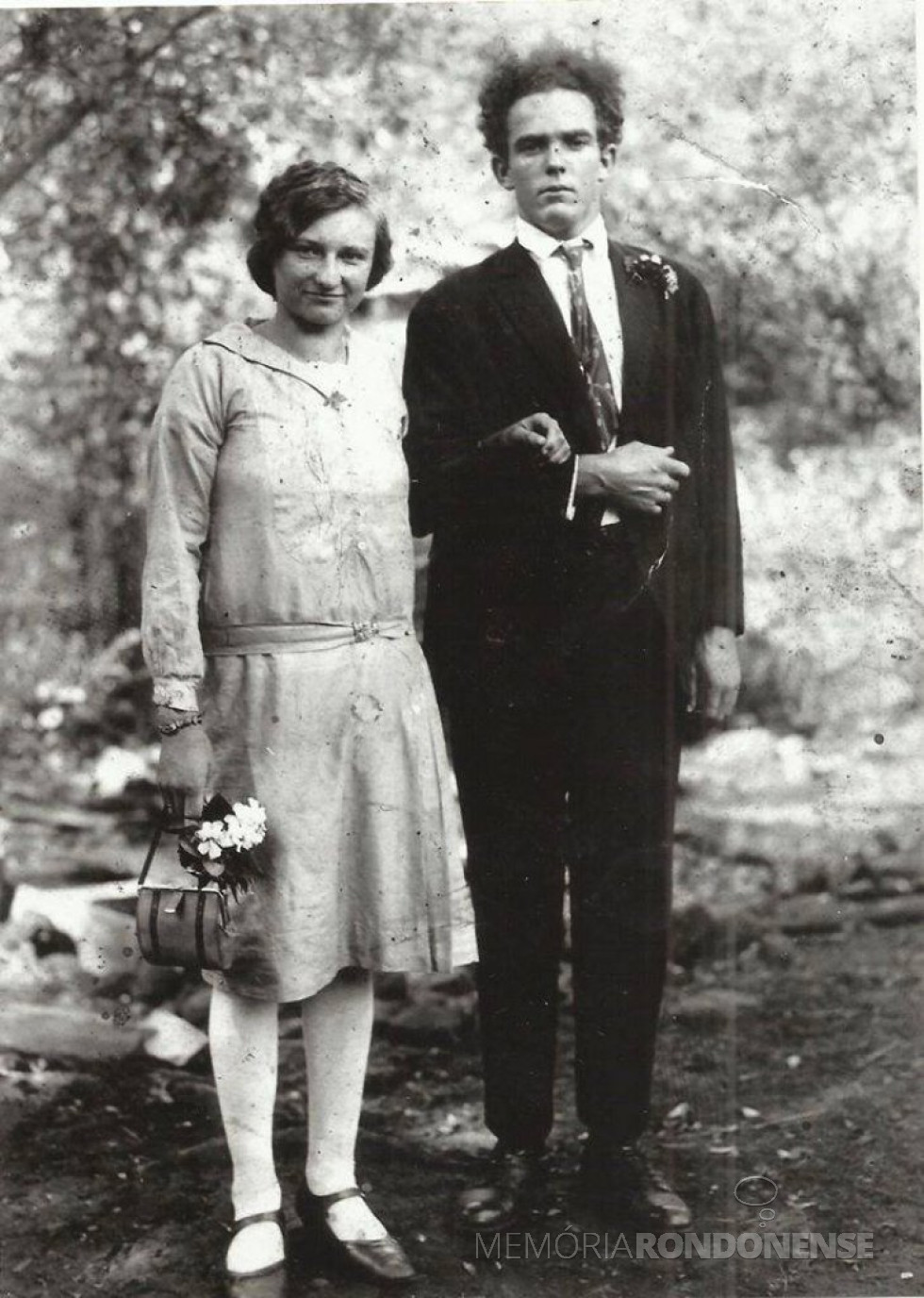 || Adolina (nascida Kramer) e José  Hassemer. O casal com os filhos foram moradores pioneiros na Linha Ajuricaba, onde chegaram em junho de 1953.
Imagem: Acervo Roberto Hassemer - FOTO 4