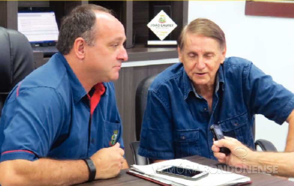 || Empresário Milton Becker (d), ceo da Beckers Indústria de Nutrição Animal, junto com o prefeito municipal de Quatro Pontes, João Laufer, anunciando a venda da fábrica para a Cargill.
Imagem: Acervo O Presente - FOTO 13 -