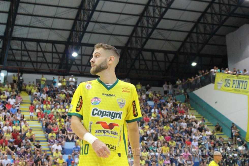 || Atleta Xande que fez o gol de nª 2.700 para a Copagril Futsal desde a estréia do time em 2003 na Liga Nacional de Futsal, no gogo contra o Assoeva, em abril de 2019.  
Imagem: Acervo Copagril Futsal - FOTO 26 - 