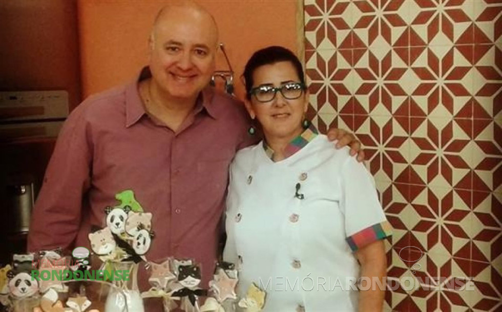 || Rondonense cookie designer Fátima Maciel com o apresentador Daniel Bork, do espaço culinário do programa