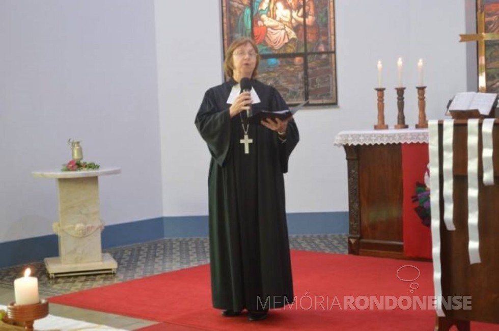 || Pastora Silvia Beatrice Genz, palestrante no mesmo evento.
Imagem: Acervo www.luteranos.com.br - FOTO 10 - 