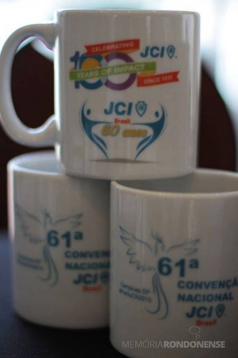|| Uma das lembranças da JCI-Brasil alusivo aos 60 anos da JCI-Brasil, apresentada na 61ª Convenção Nacional realizada na cidade de Campinas, SP. 
Imagem: Acervo Juliani Della Giustina - FOTO 18 -

