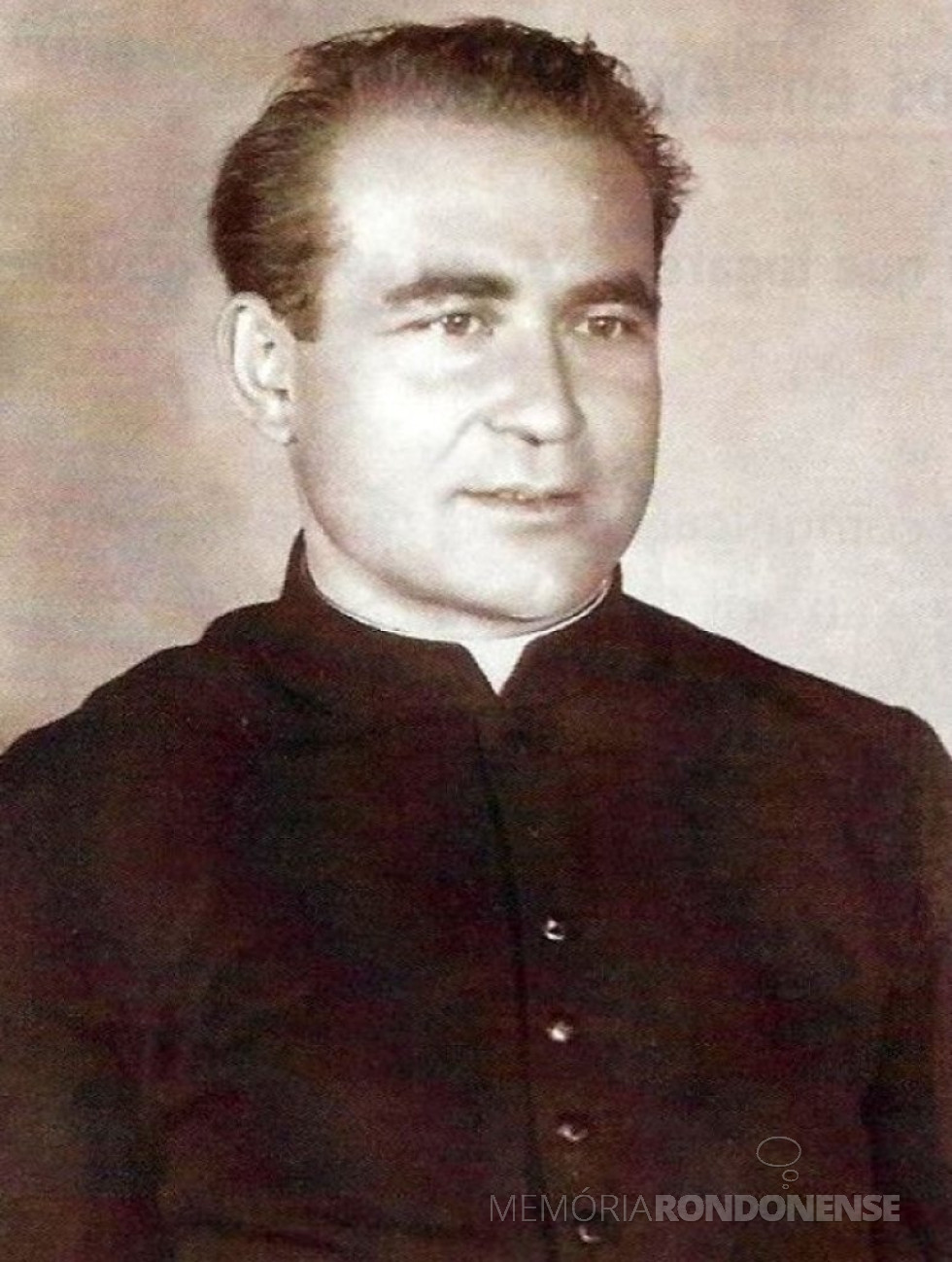 || Armando Cirio, ordenador sacerdote em Asti, Itália, em junho de 1957..
Imagem: Acervo Prof. Deitos - Unioeste - FOTO 2 –