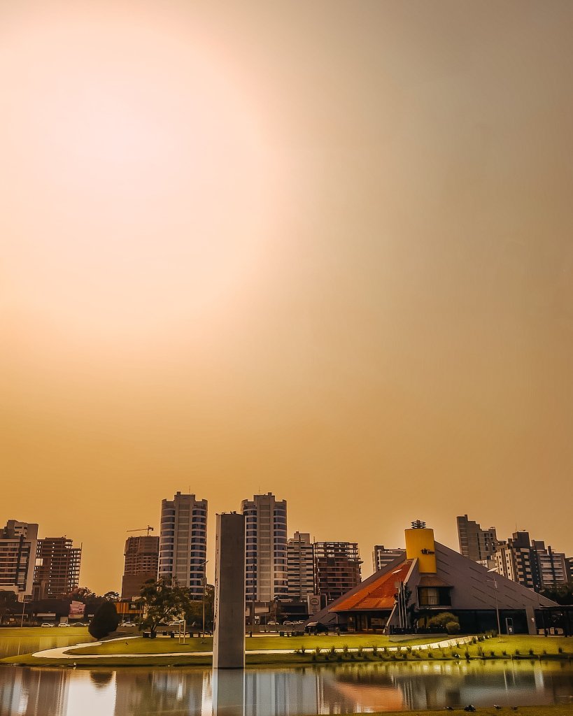 || Começo da manhã na cidade de Toledo (PR), em 04 de setembro de 2024.
Imagem: Acervo e crédito de Jóder Photographia / Facebook - FOTO 34 -