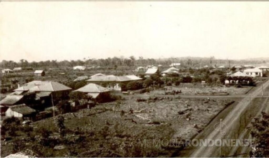 || Vista da cidade de Marechal Cândido Rondon no começo da década de 1960, quando passou a ser município emancipado de Toledo.
Imagem: Acervo Orlando Miguel Sturm e Rafael Sturm - FOTO 6 -