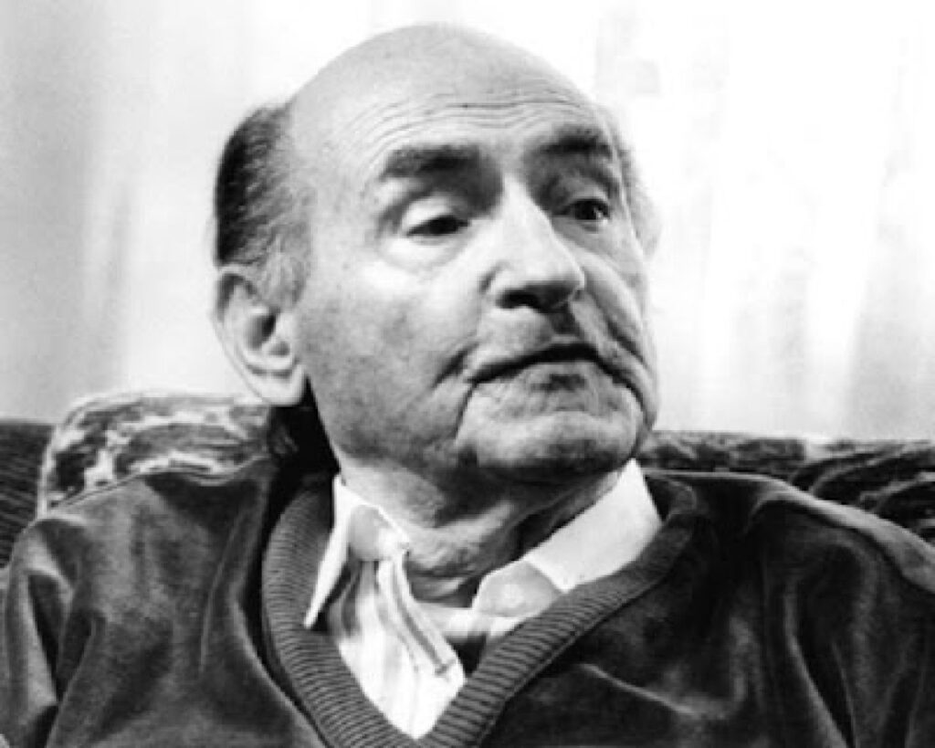 || "Moysés Lupion, acima do político, as lembranças do homem generoso que por duas vezes foi eleito pelos paranaenses para governar o Paraná".
Imagem: Acervo e legenda do jornalista curitibano Aramis MIllarch - Foto tirada em 10 de setembro de 1990 - FOTO 7 -