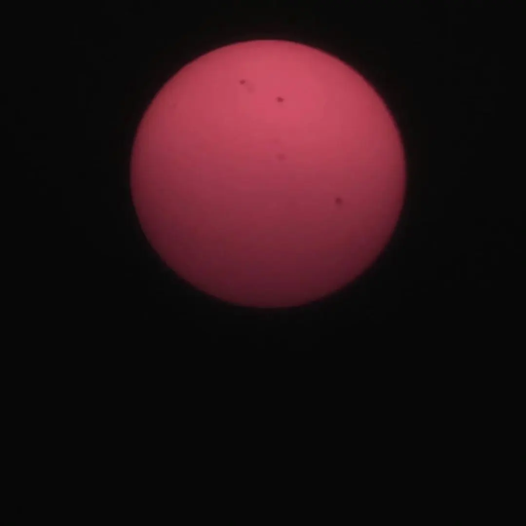 || Sol no começo da manhã na região da cidade de Nova Fraiburgo (RJ), em 224 de agosto de 2024.
Imagem: Acervo  Eco Serrano / Facebook / Crédito de Paulo Braga Junior (guia turístico e morador na cida -