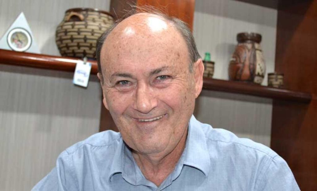 || Waldir Luiz Pagnoncelli que visitou os Rotarys Clubes de  Marechal Cândido Rondon, na condição de governador do Distrito 4640 do Rotary Internacional, em setembro de 1996.  
Imagem: Acervo Jornal de Beltrão - FOTO 110-