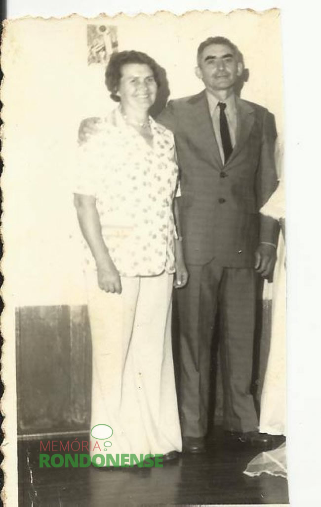 || Leopoldo José Witeck  e esposa Hilda, ele nascido em agosto de 1922, em Montenegro (RS)
Imagem: Acervo da Família - FOTO 4 -