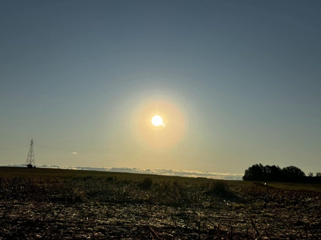 || Final de tarde na região da cidade de Cascavel (PR), em 23 de agosto de 2024.
Imagem: Acervo e crédito de Aílton Santos / Tarobá Cascavel / Facebook - FOTO 22 -