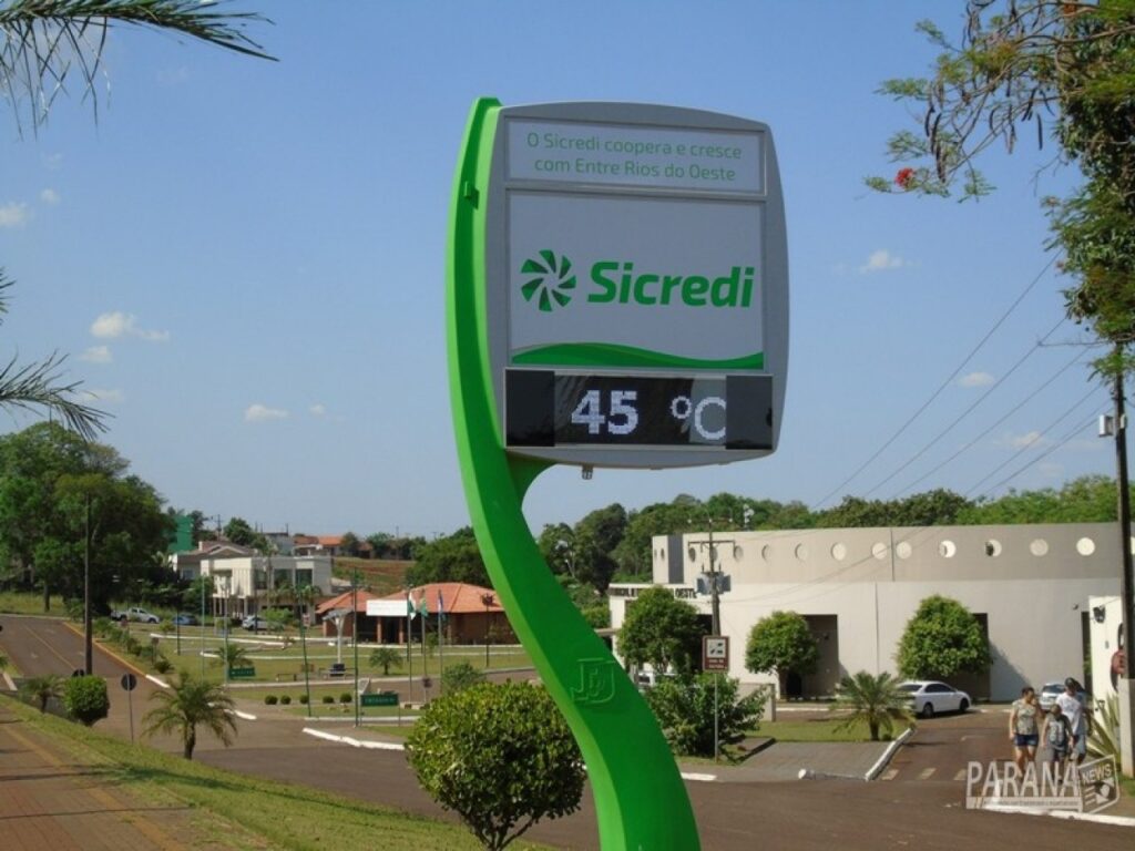 || Temperatura registrada na cidade de Entre Rios do Oeste, por volta das 14 horas, no dia 01 de Outubro de 2020.
Imagem: Acervo Paraná News - FOTO 23 -