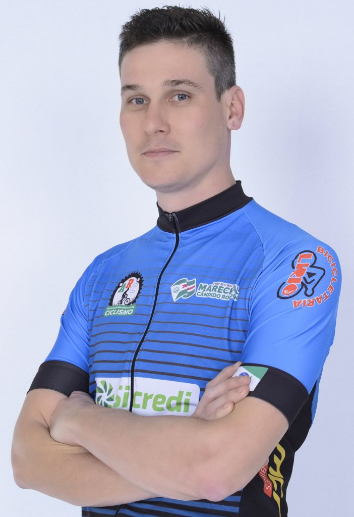 || Ciclista Leonardo Schaufelberger, que chegou em 2º lugar na Amador 2 Sport na etapa de Assis Chateaubraind do Campeonato Regional Oeste de Mountain Bike. 
Imagem: Acervo ARC - FOTO 17 -