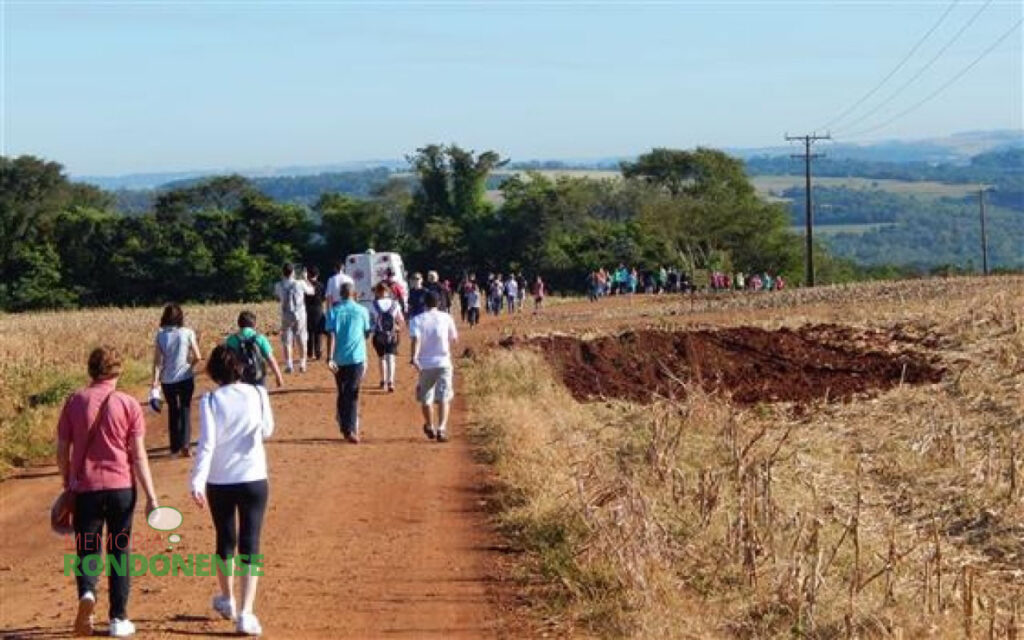 Rondonenses participando da 1ª Caminhada de Encontros e Caminhos, que aconteceu em 30 de agosto de 2015.
Imagem: Acervo O Presente