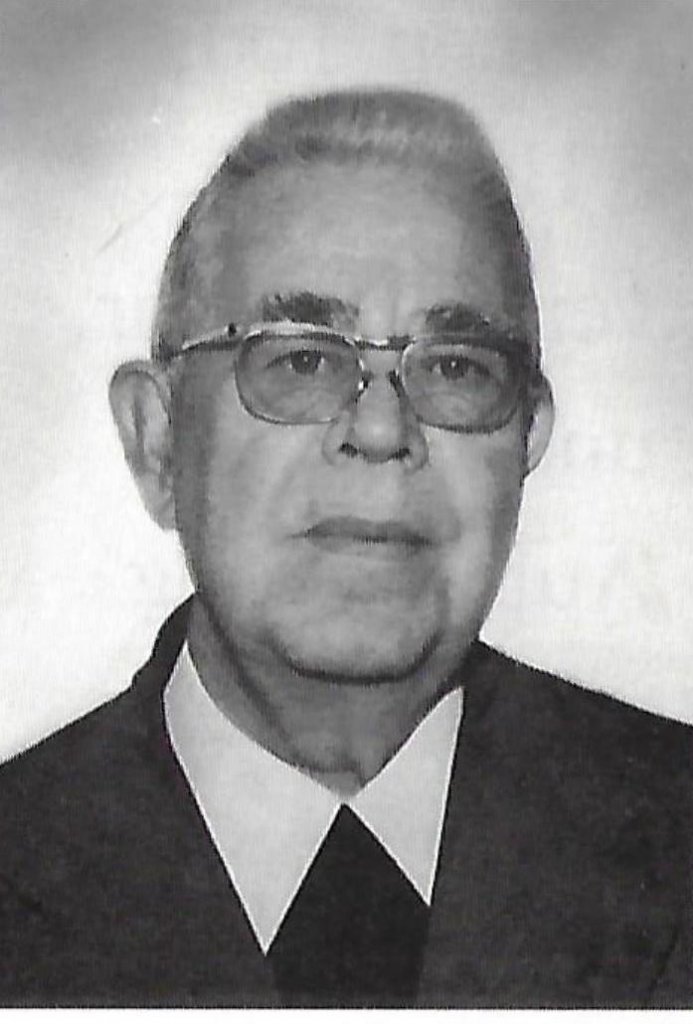 || Padre Antonio Darius, 3º pároco da Matriz Católica Sagrado Coração de Jesus, de Marechal Cândido Rondon, falecido em agosto de 1984.
Imagem Acervo SVD/Diocese de Toledo - FOTO 17 -