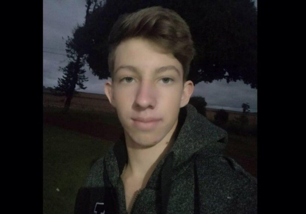 || Estudante rondonense Guilherme Felipe Koch classificado para a etapa final do Parlamento Jovem Brasileiro 2020, em setembro de 2020.
Imagem: Acervo O Presente - FOTO 20 -