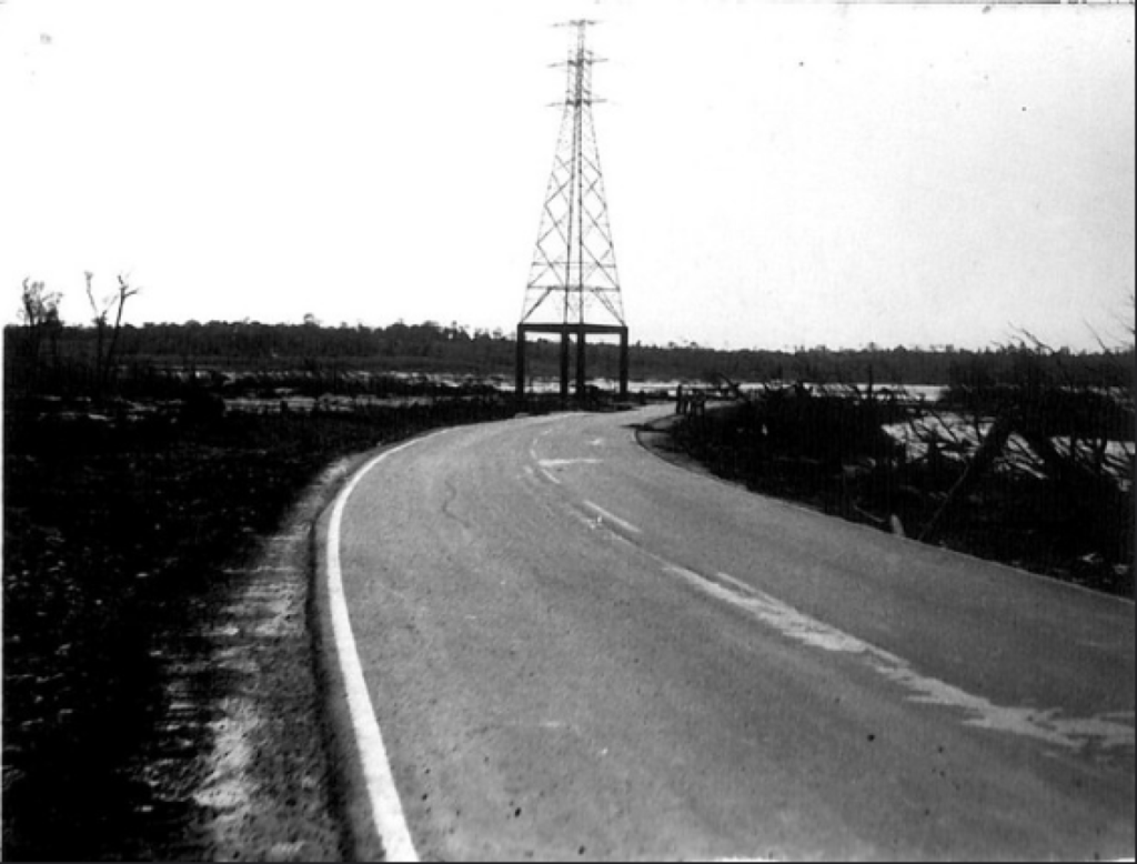 || Avistamento das águas represadas do Rio Paraná cobrindo as Sete Quedas, em outubro de 1982.
Imagem: Acervo Marcelo Aquino / Facebook - FOTO 5 -