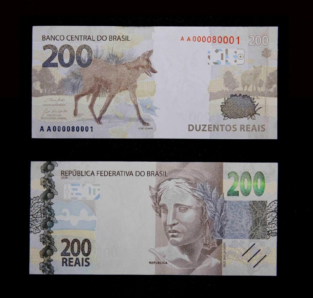 || Nota de 200 reais, verso e anverso, lançada pelo Banco Central  do Brasil, em começo de setembro de 2020.
Imagem: Acervo UOL Economia - FOTO 23 -